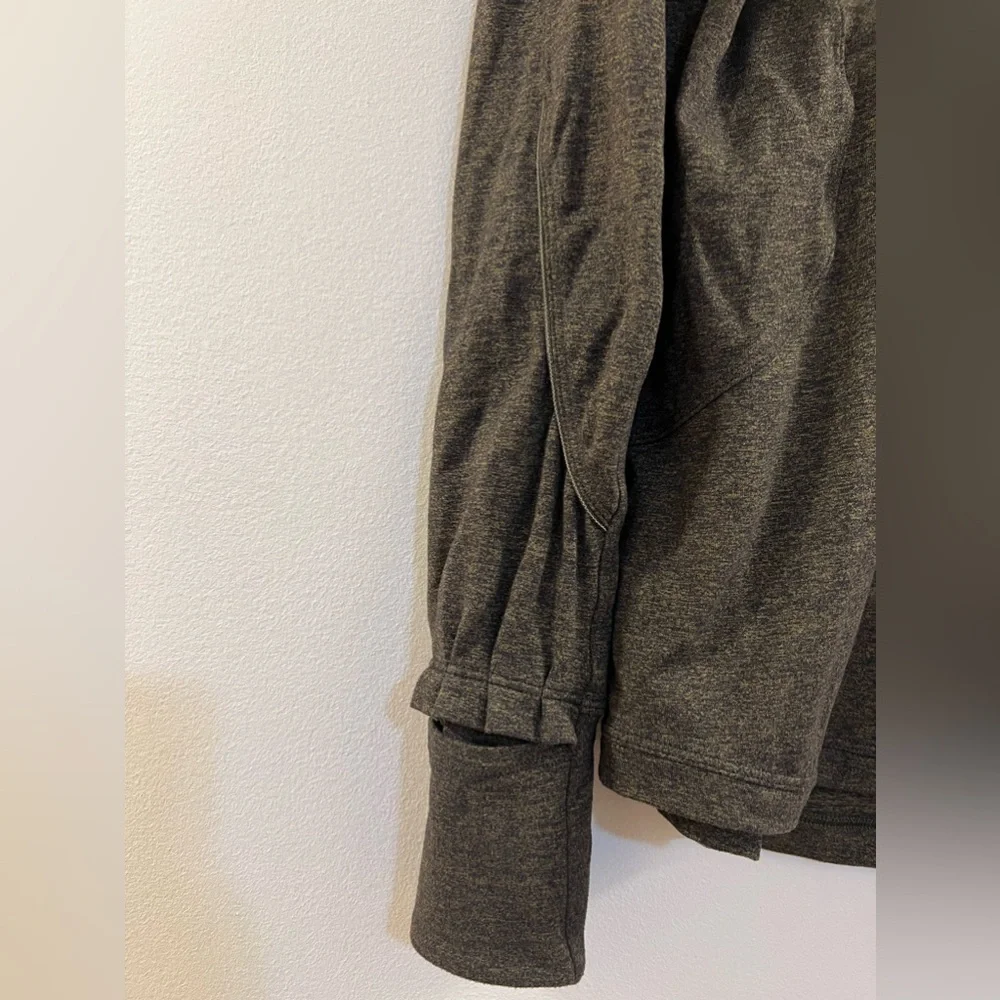 Lululemon Extra Mile 1/2 Zip *Reflective OH.